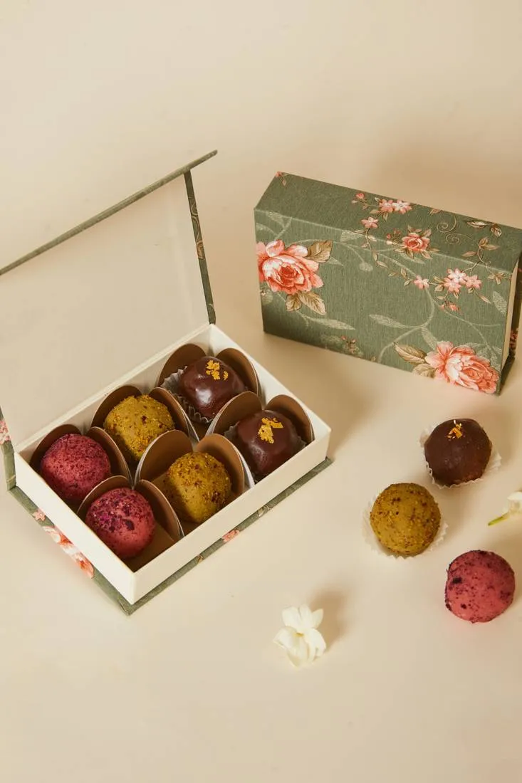 The Sparkler — Les Amis Diwali hamper